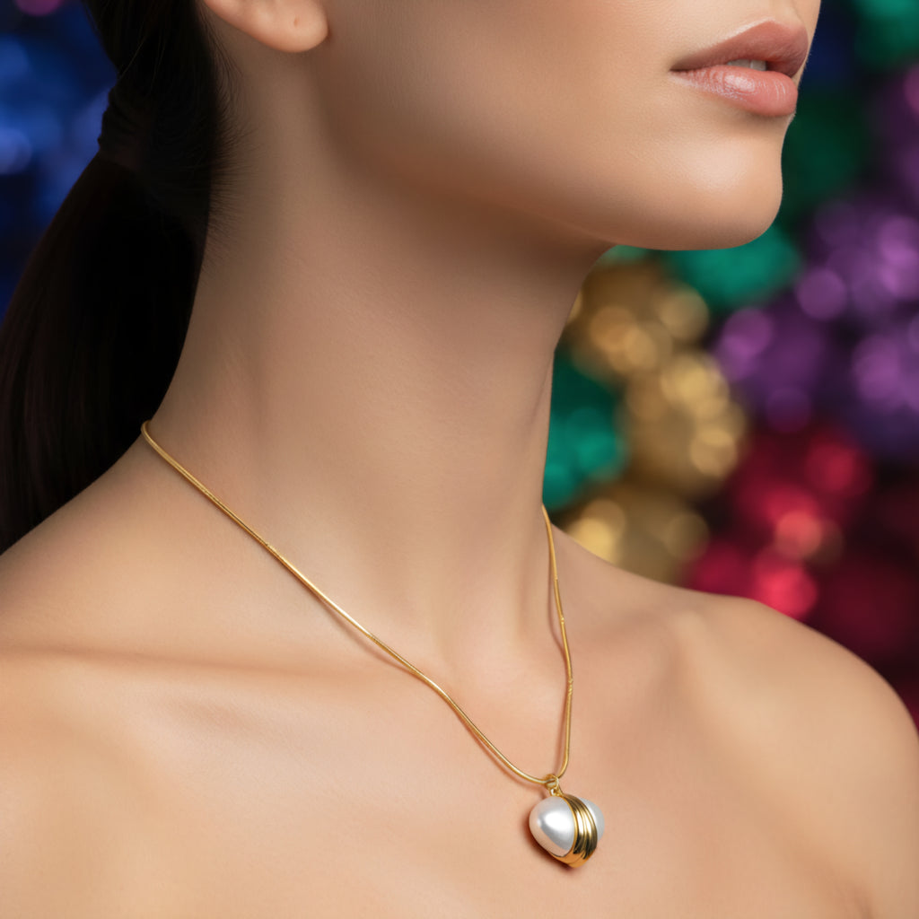 Gold Chain Pendant with Pearl Accent | Anti-Tarnish Minimalist Luxury Necklace