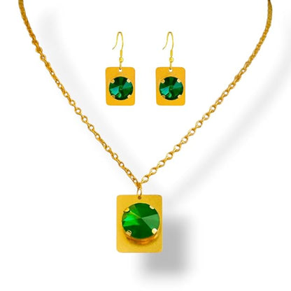 Emerald Bliss Pendant Set Stylish Crystal Necklace