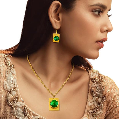 Emerald Bliss Pendant Set Stylish Crystal Necklace